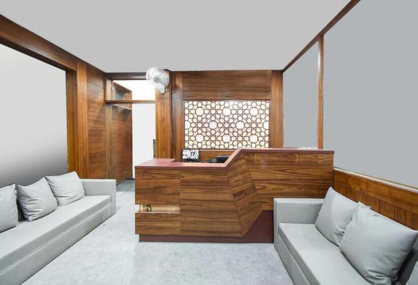 酒店 Collection O Red Paradise