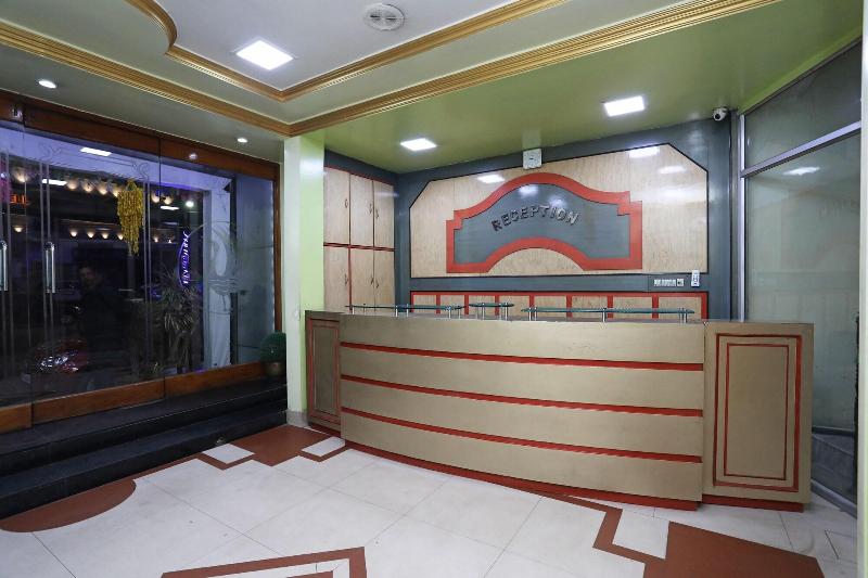 Отель Oyo 28631  Parbati International