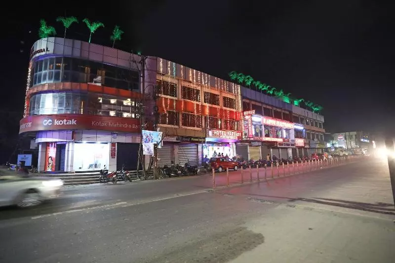 Hotelli Oyo 28631  Parbati International
