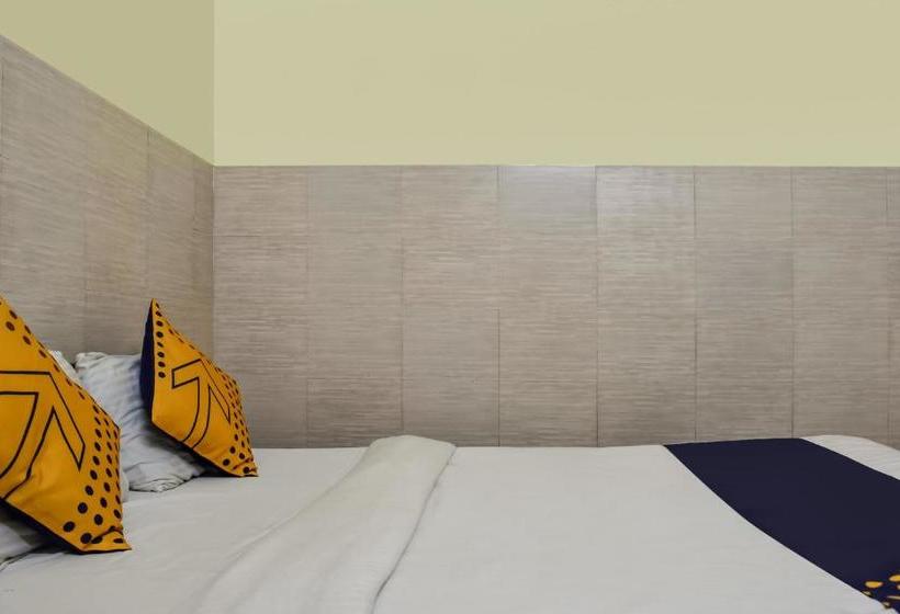 ホテル Vaccinated Staff Spot On 67663  Maharaja