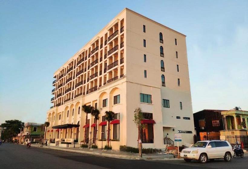 هتل Suggati Mawlamyaing