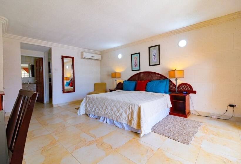 پانسیون Blr Beach Resort