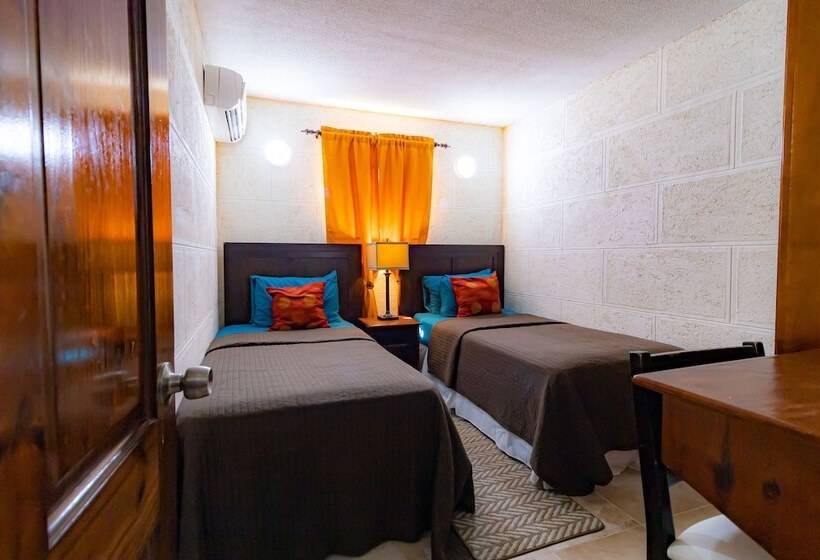 پانسیون Blr Beach Resort