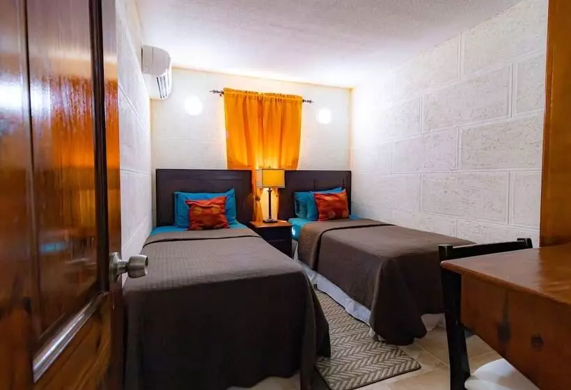 پانسیون Blr Beach Resort