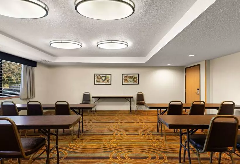 酒店 Best Western Germantown Inn