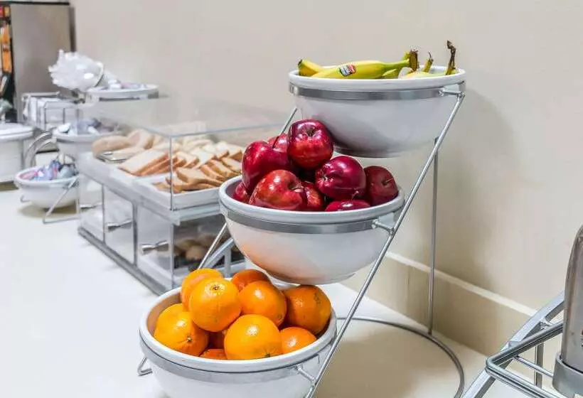 Отель Comfort Inn