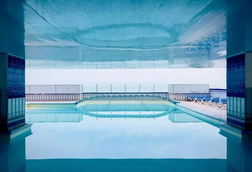 ホテル Costa Del Sol