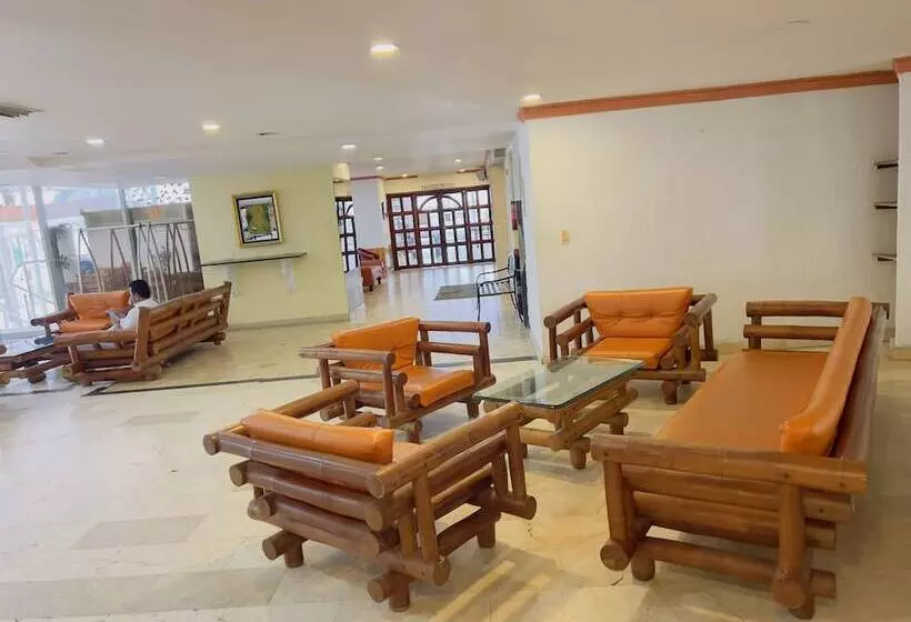 ホテル Costa Del Sol