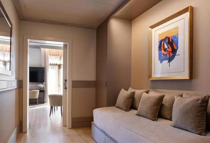 Duquesa De Cardona Hotel 4 Sup By Grup Duquessa