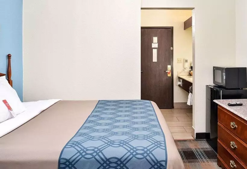 酒店 Econo Lodge Inn & Suites