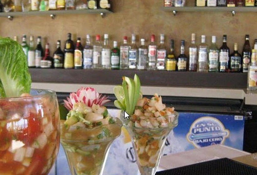 אתר נופש La Concha Beach Hotel & Club