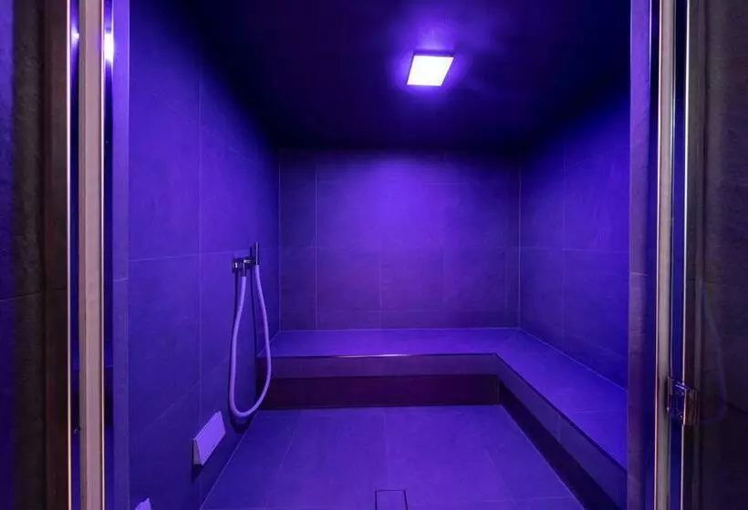 Отель Leon D'oro