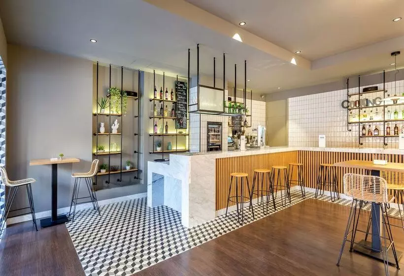 酒店 Occidental Granada