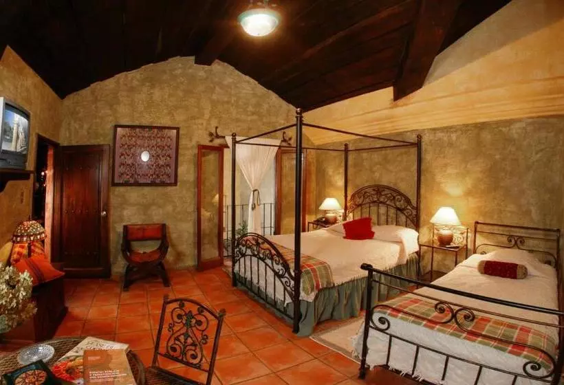 هتل Palacio De Doña Beatriz