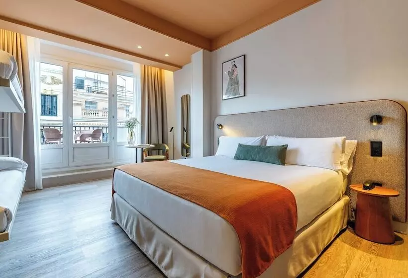 Hotelli Petit Palace Puerta Del Sol