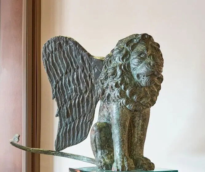هتل Santa Chiara