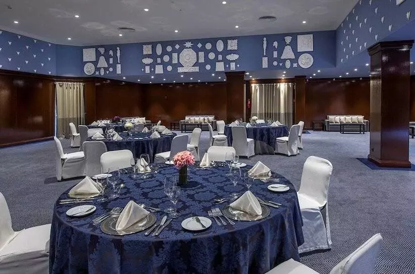 Отель Solverde Spa And Wellness Center