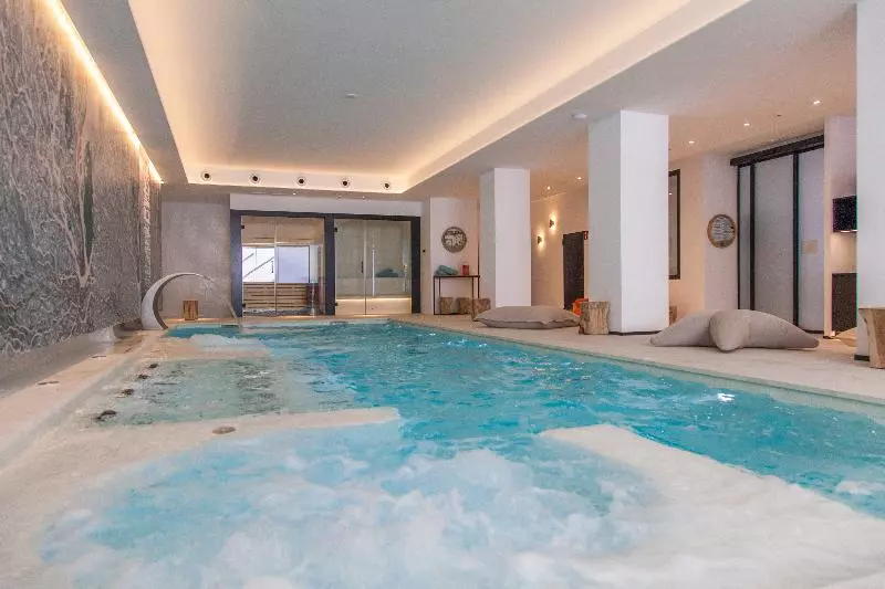 Stic Urban Hotel & Spa