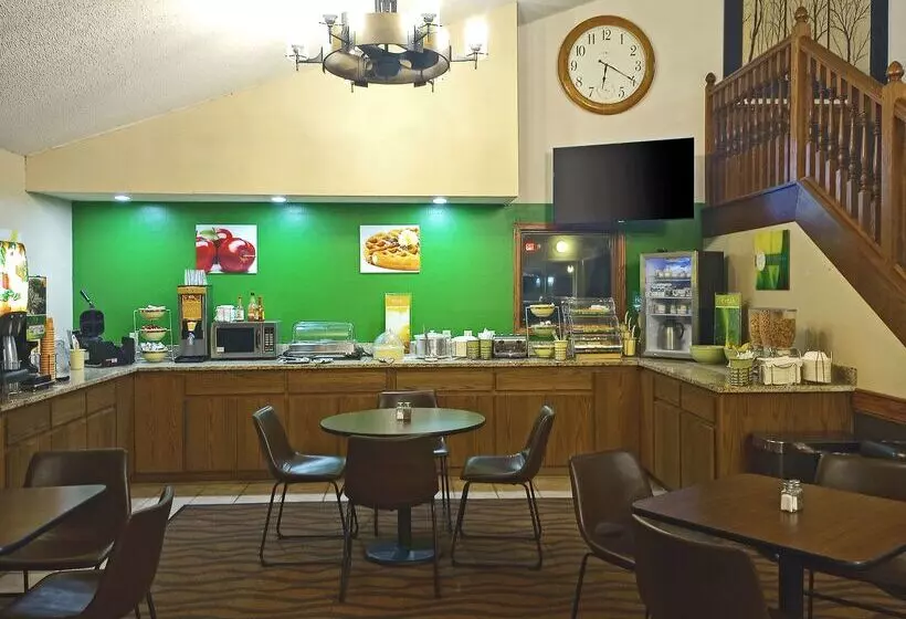 모텔 Quality Inn Atchison