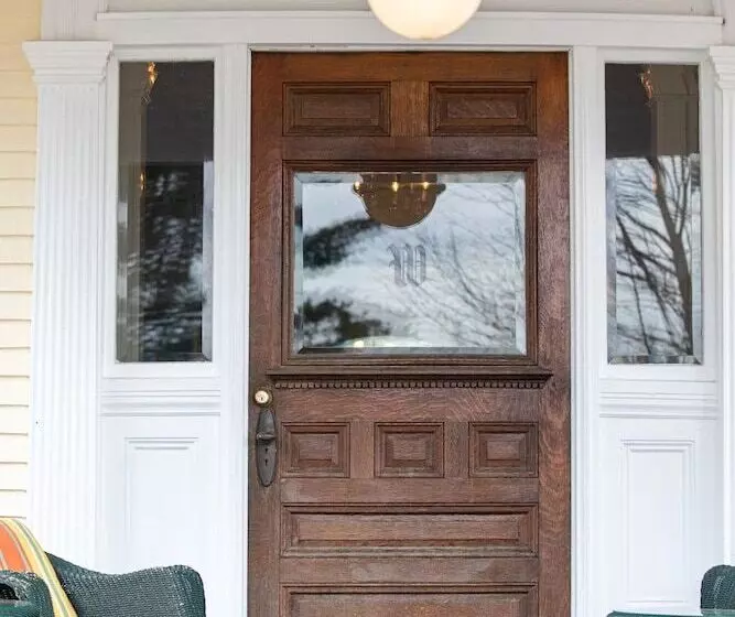 Retkeilymaja Hillholm Estate