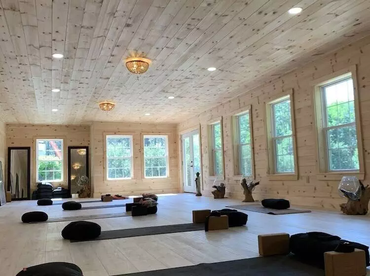 Retkeilymaja Hillholm Estate