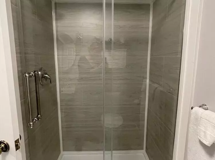 Retkeilymaja Hillholm Estate