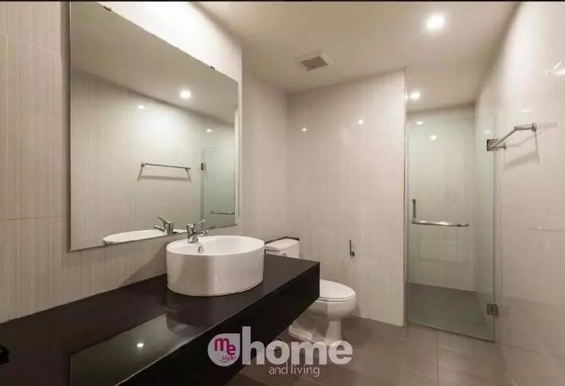 ホテル The Tempo Lopburi