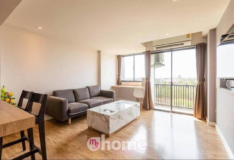 호텔 The Tempo Lopburi