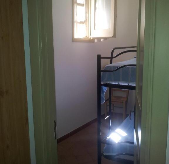 בית מלון כפרי Agriturismo Vignavecchia