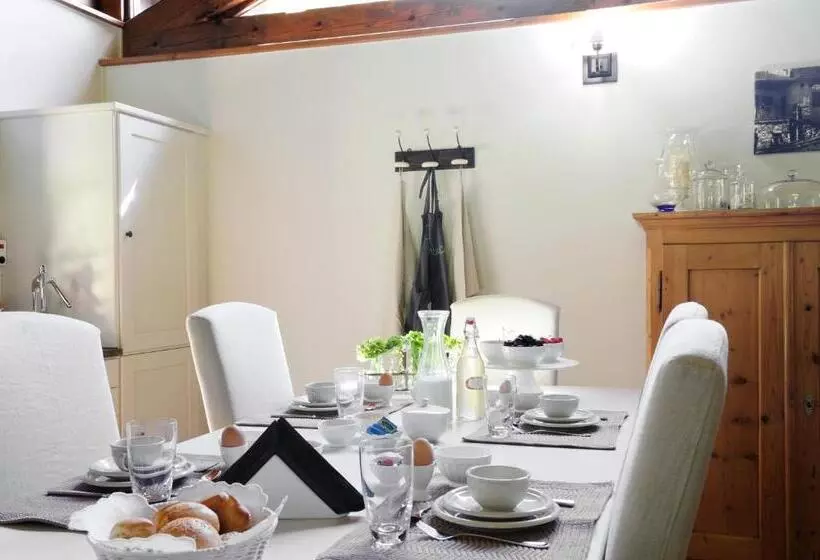 Hotelli B&b Il Sambuco