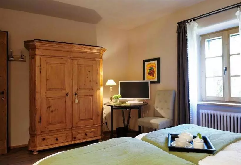 Hotelli B&b Il Sambuco