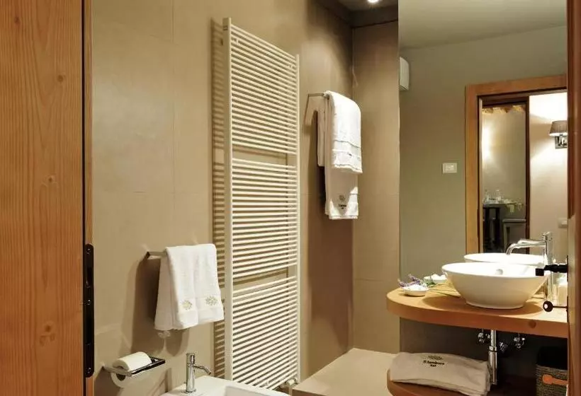 Hotelli B&b Il Sambuco