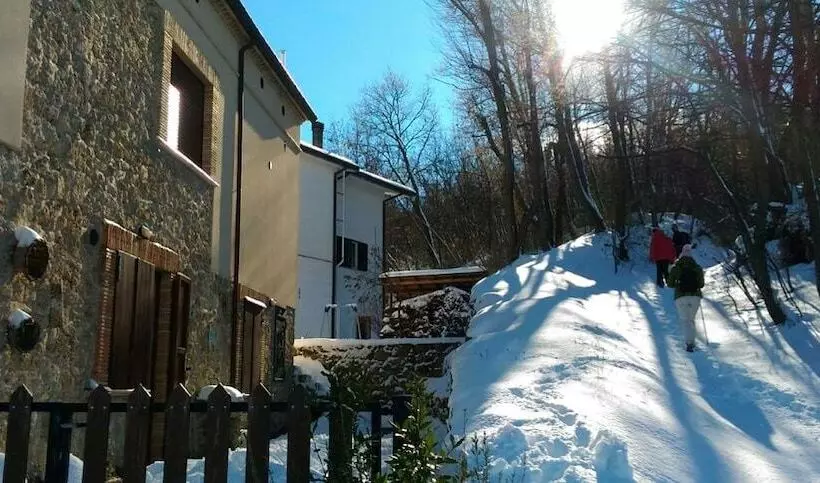 Hotelli B&b Le Pietre Ricce