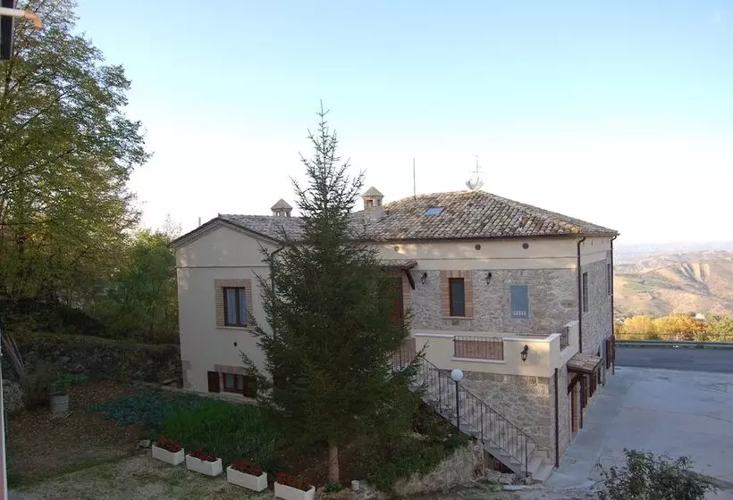 Hotelli B&b Le Pietre Ricce