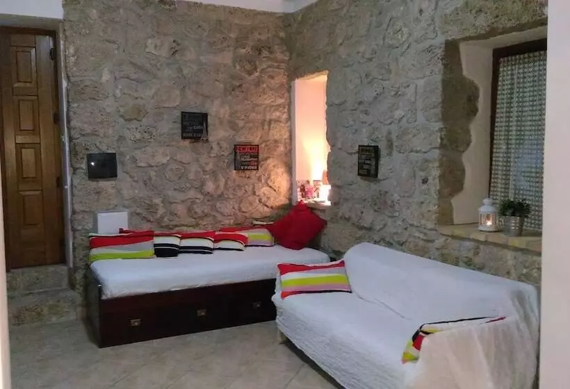 Hotelli B&b Le Pietre Ricce