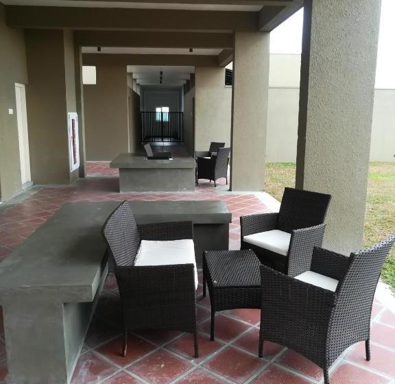 호텔 Fairway Galle Serviced Apartments