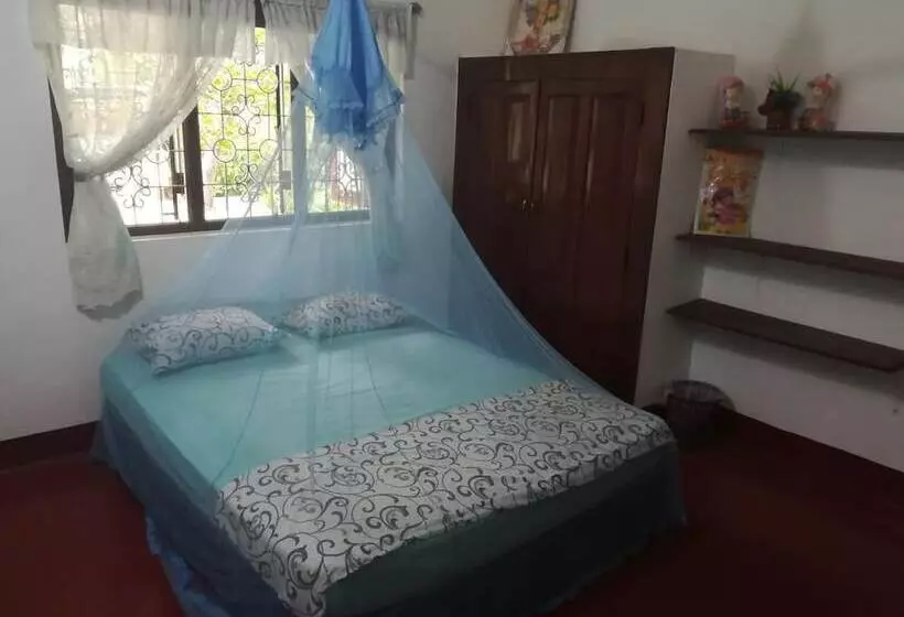 هتل Mala's Home Stay