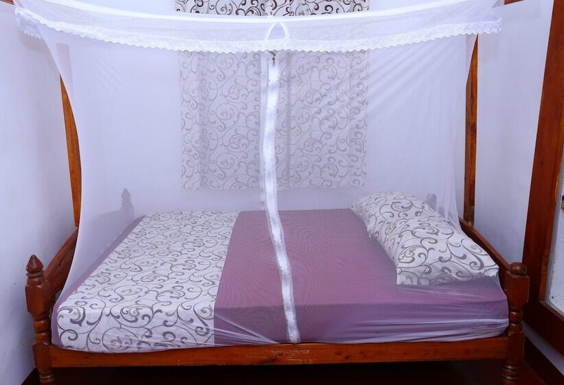 فندق Mala's Home Stay