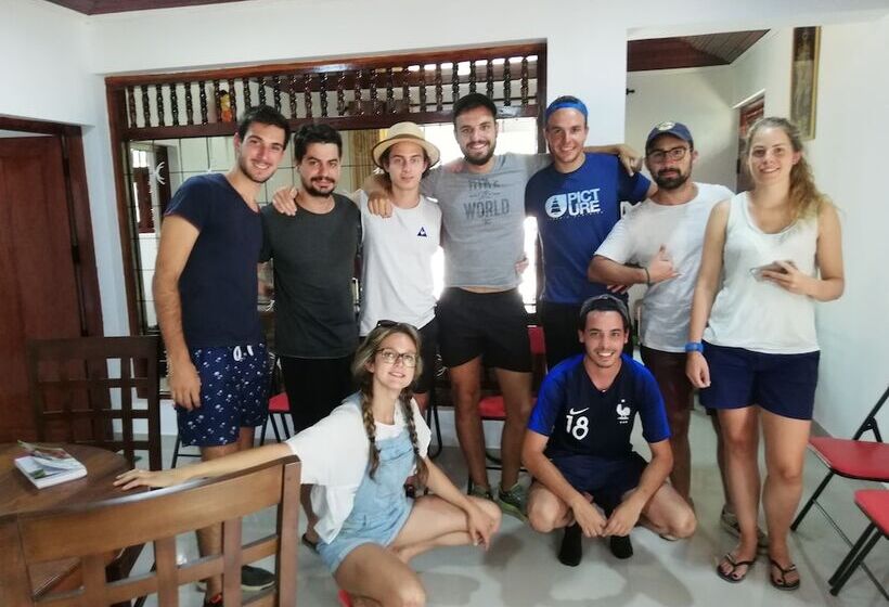 בית מלון כפרי Shaa Lodge