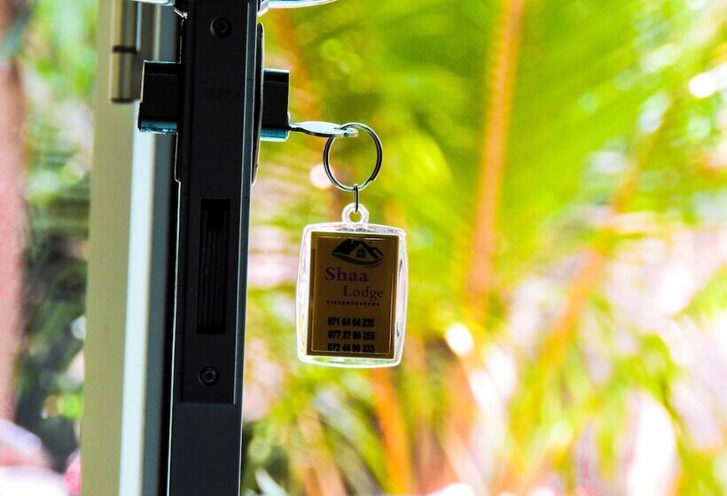 בית מלון כפרי Shaa Lodge