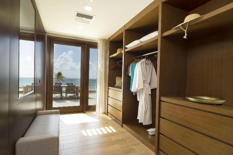 ホテル The Reef By Cuisinart