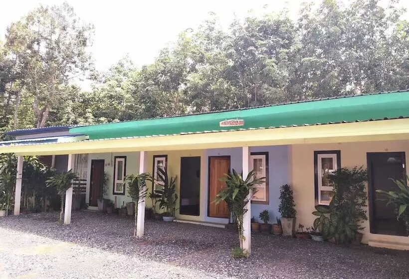 Baan Suan Siri Resort