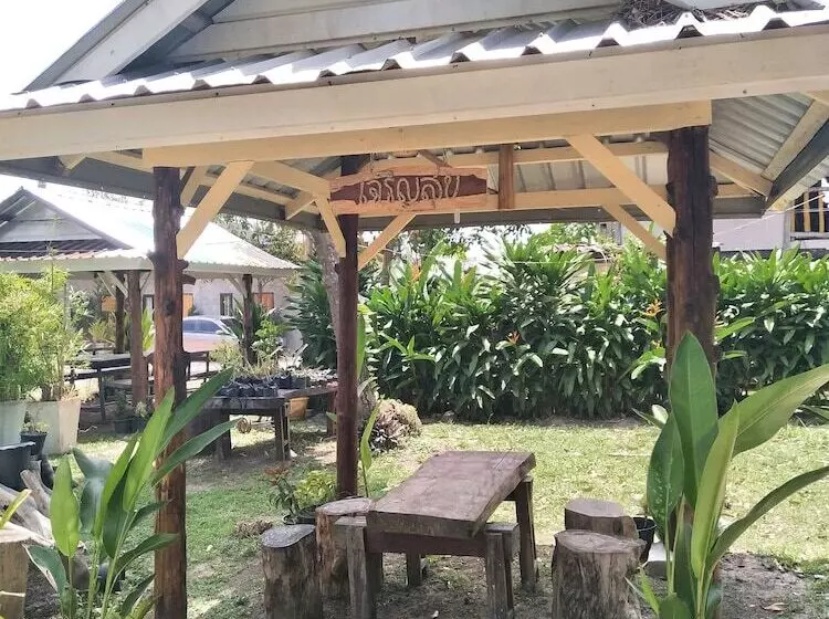 Baan Suan Siri Resort