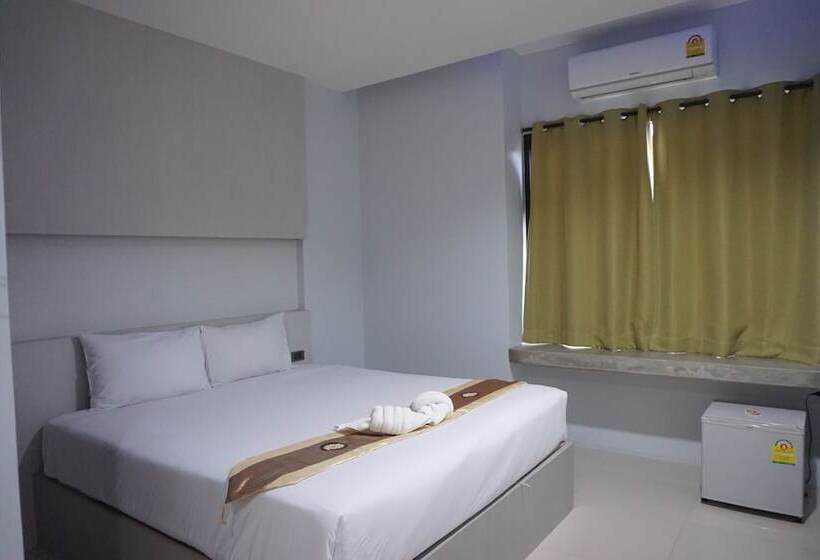 C2u Hotel Uthai Thani