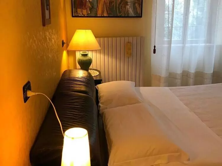 هتل Agriturismo Montupoli