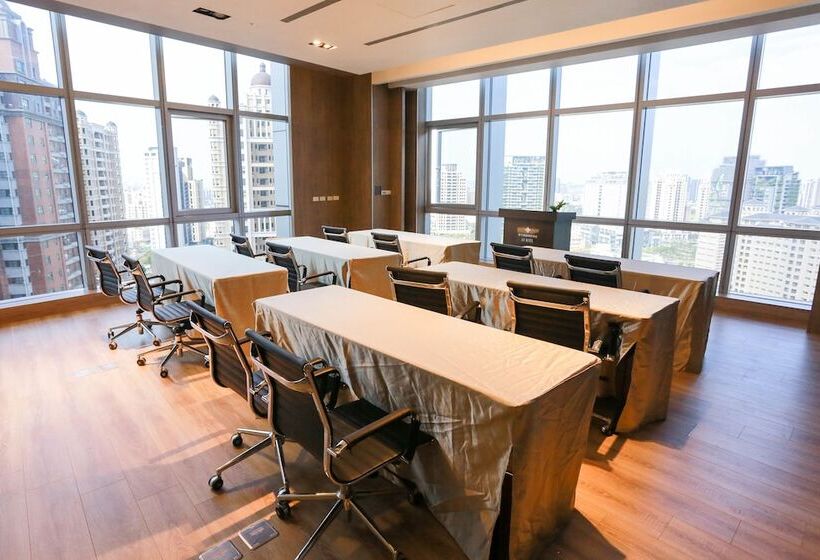 Aj Hotel Hsinchu