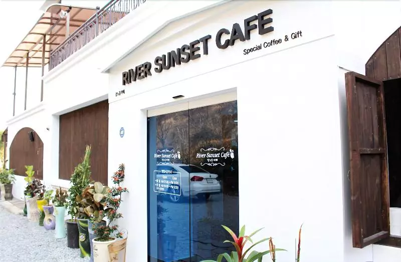 Hotelli Andong River Sunset Pension
