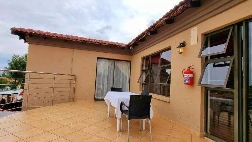 Hotelli Asda Guesthouse