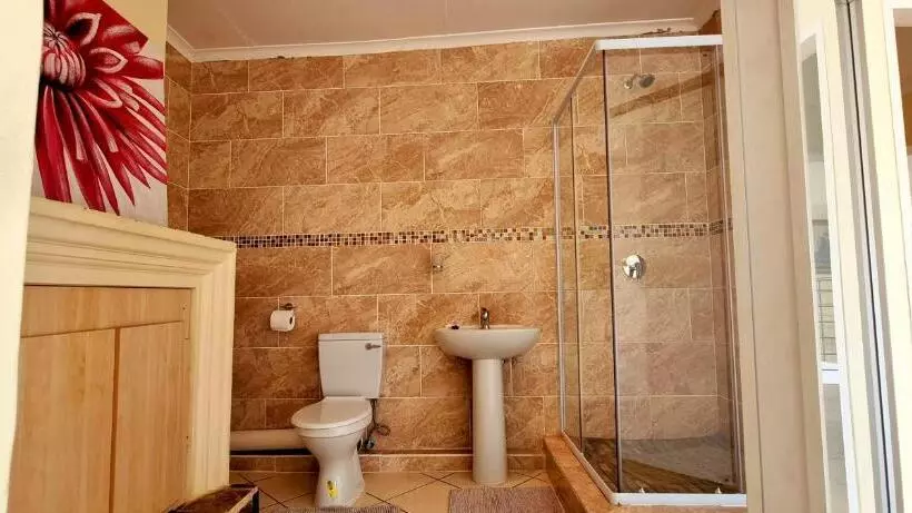 Hotelli Asda Guesthouse