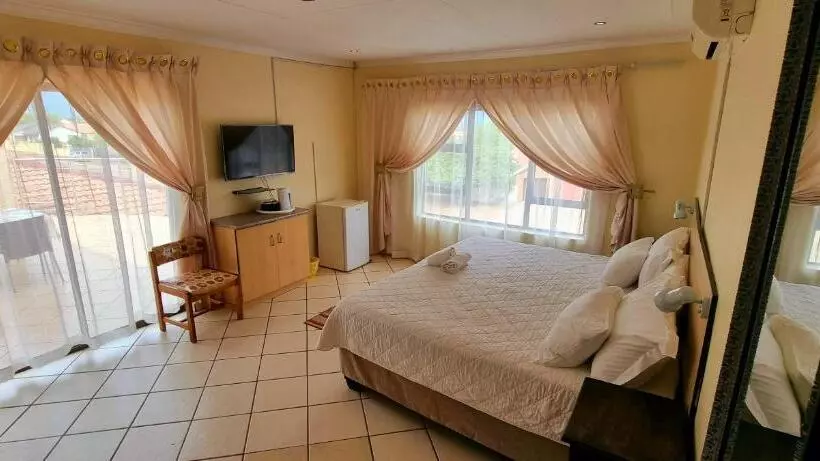 Hotelli Asda Guesthouse